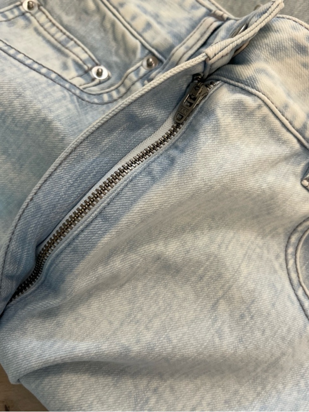 TIBI light washed blue wide barrel leg denim Jeans size 26 NWT - Picture 6 of 6